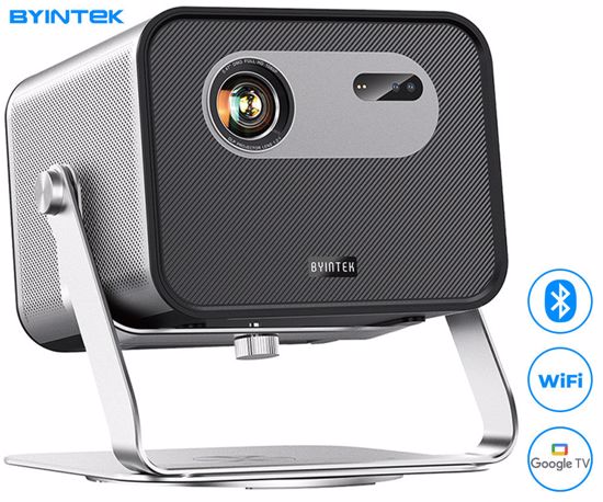 Fotografija izdelka BYINTEK UFO R90 MAX prenosni LED DLP projektor, GoogleTV, Dual WIFI, Bluetooth, 2200 ANSI lumnov, samodejni fokus, STEREO zvočniki, stojalo, max 4K UHD, USB / HDMI / AUX / RJ-45